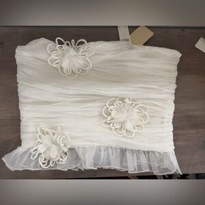 NWT Let Me Be for Anthropologie Women’s Small White Chiffon Flower Strapless Top